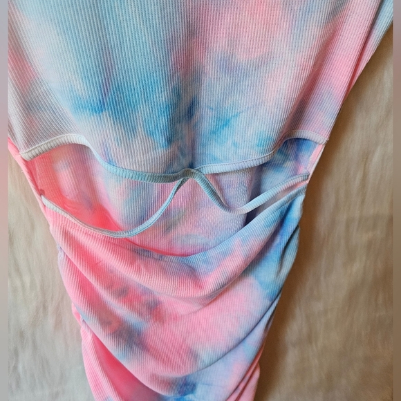 H&M Divided Lazy Surf Beach Club Tie-Dye Cutout Bodycon Dress - Picture 4 of 8